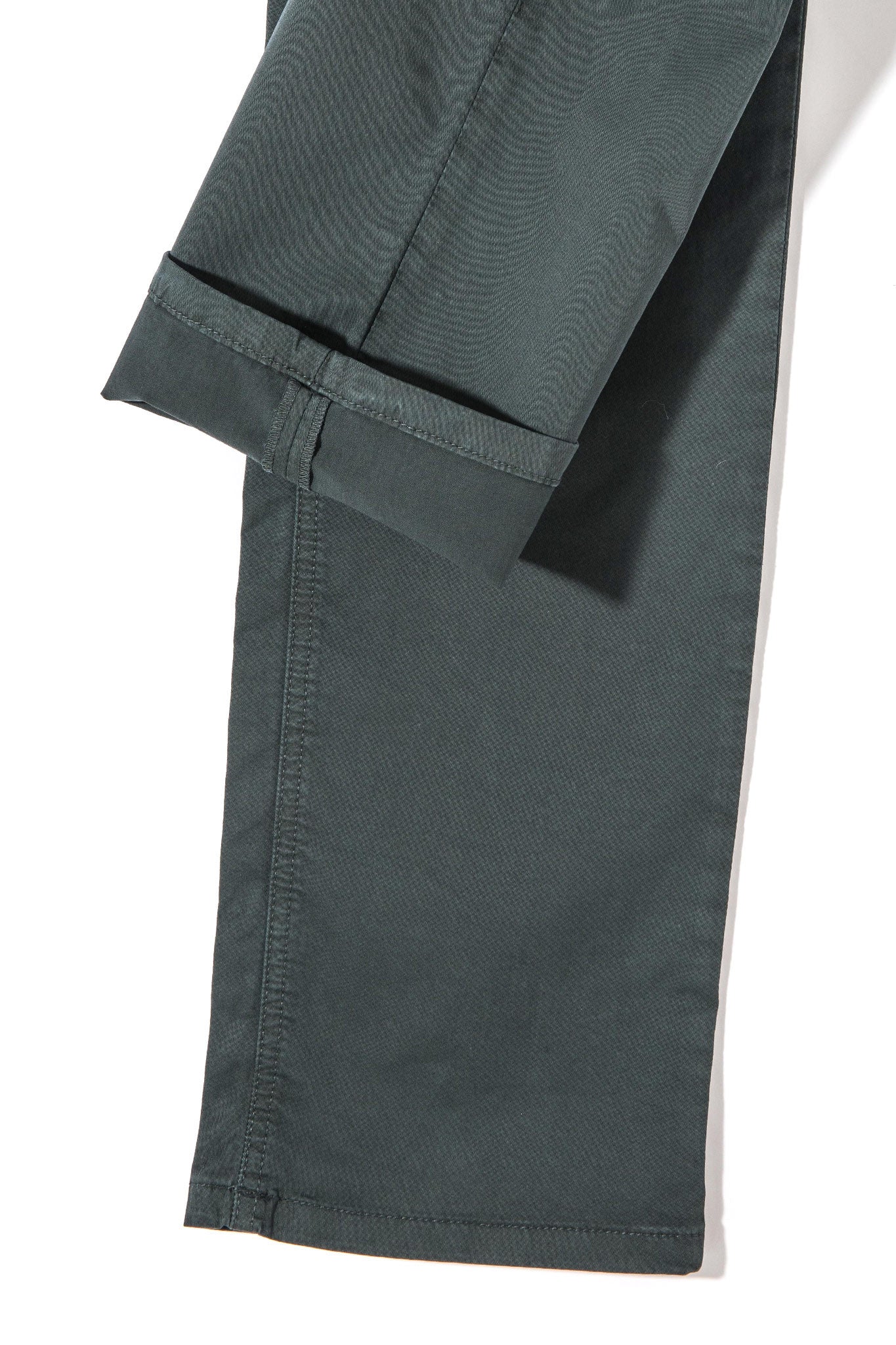 Fowler Ultralight Performance Pant In Verde Loden - Image 4