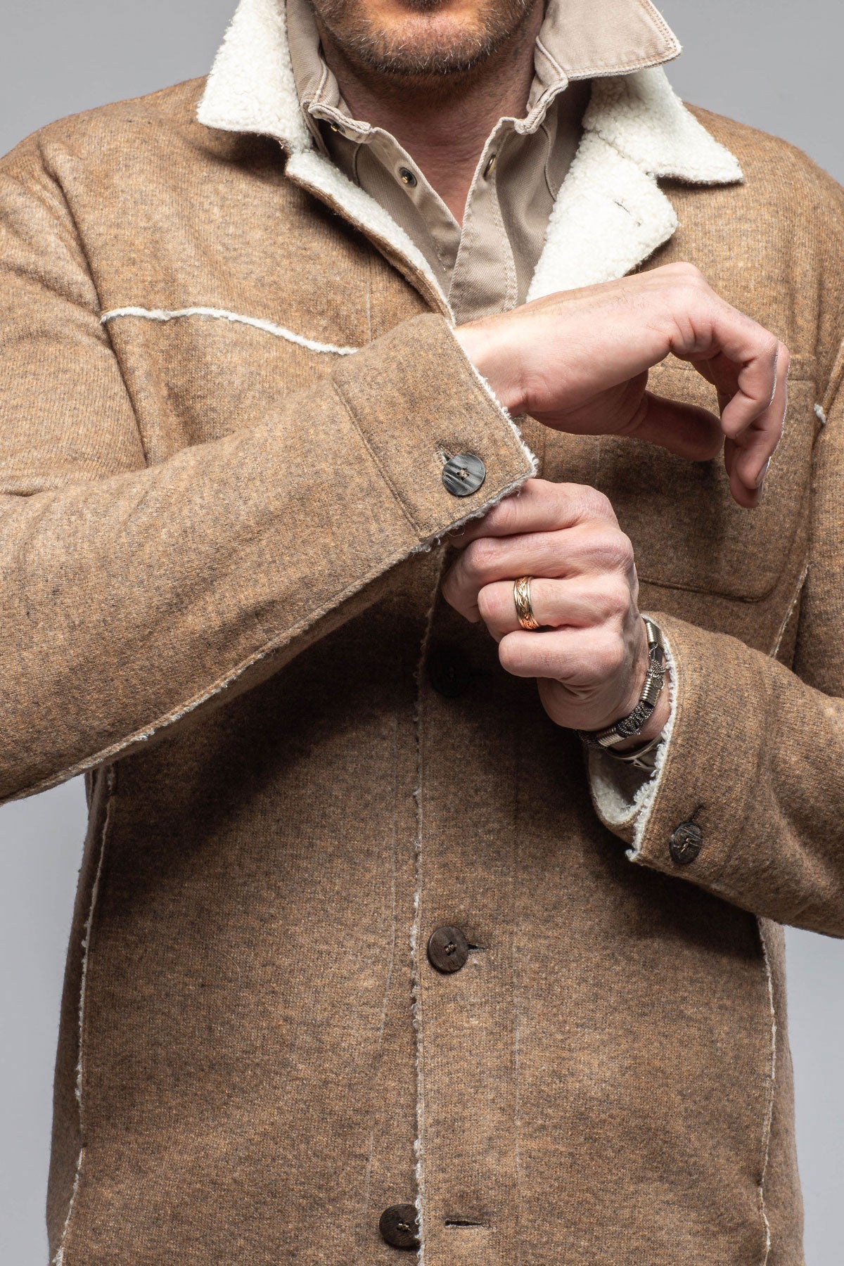 Kalispell Sherpa Shirt Jacket In Tan - Image 5