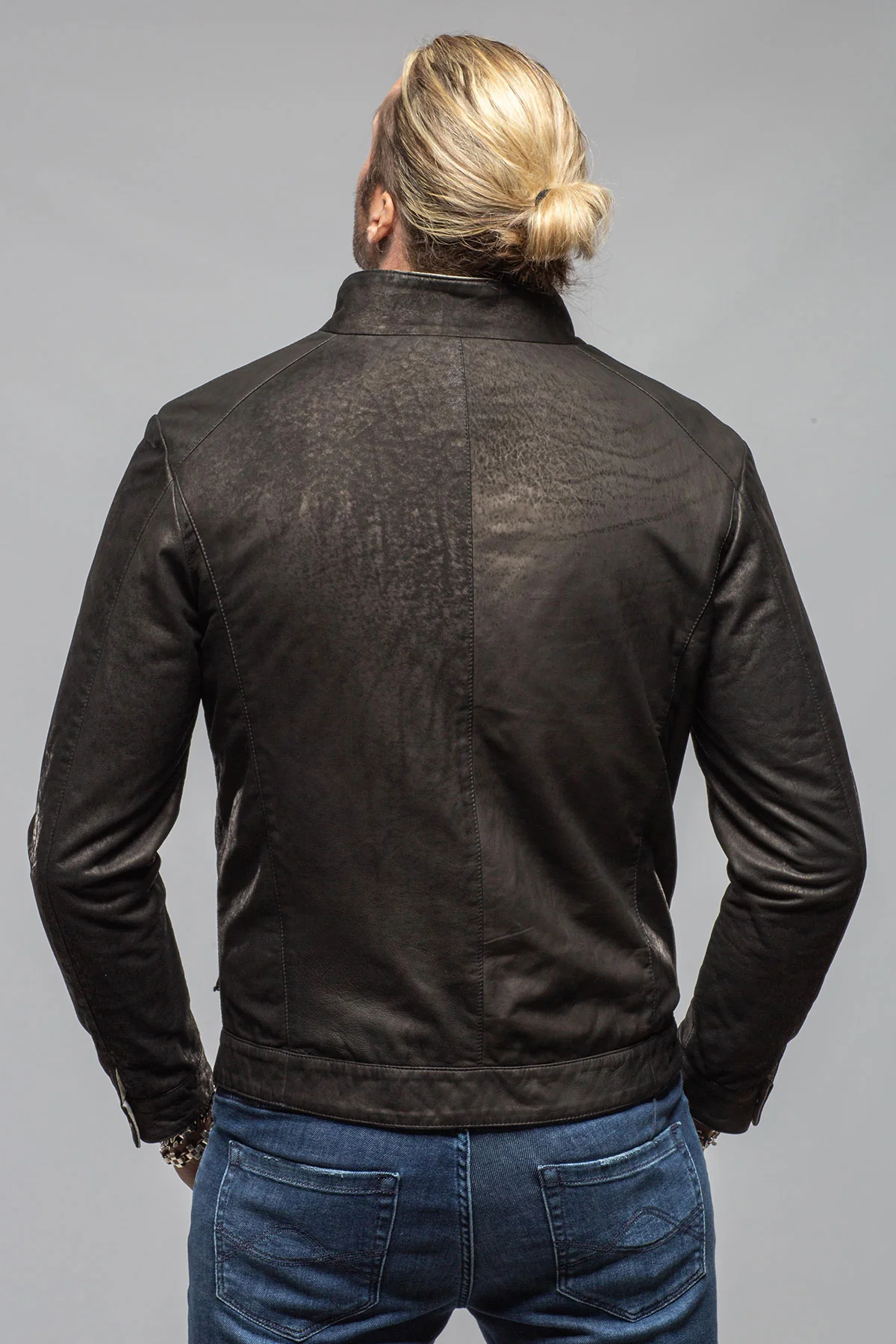 The Durango Suede Jacket In Black - Image 4